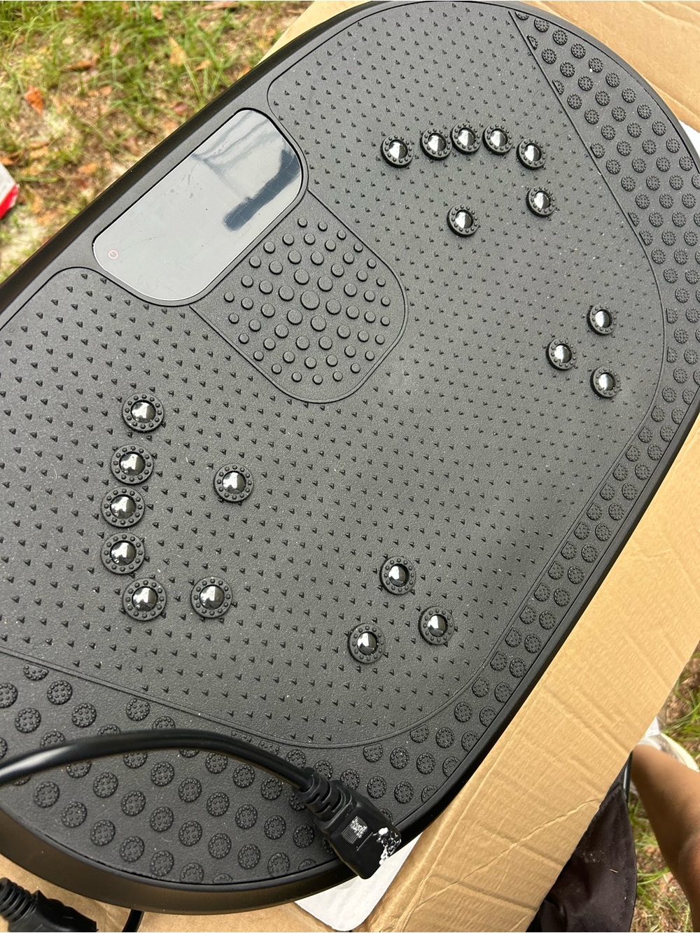 Vibration Plate Exercise Machine - Picture 2 of 5